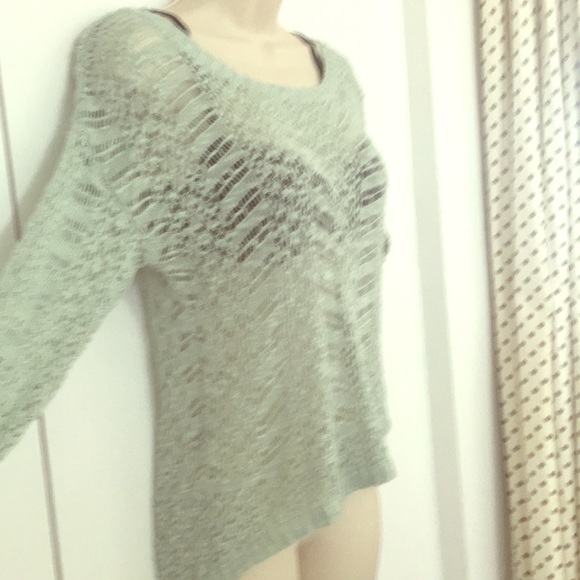 🍄5 for $25🍄Hi-lo open weave sweater/top - Picture 4 of 7